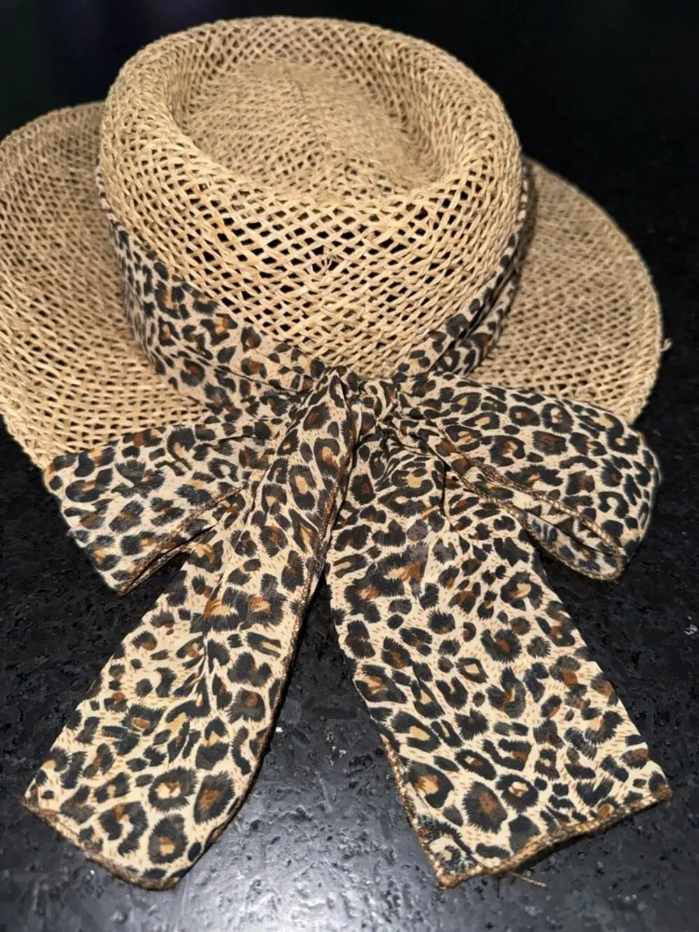VINTAGE SCALA Natural seagrass straw gambler hat leopard print sash bow